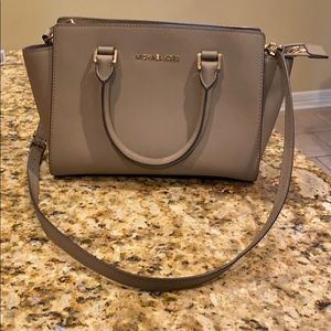 Michael Kors Selma satchel
